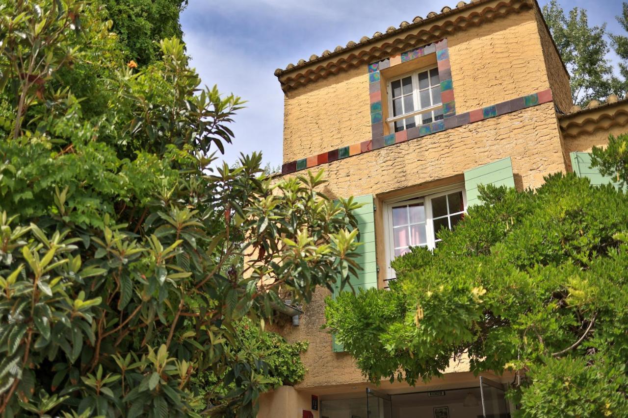 Logis Hotel Castel Mouisson Barbentane Exterior photo